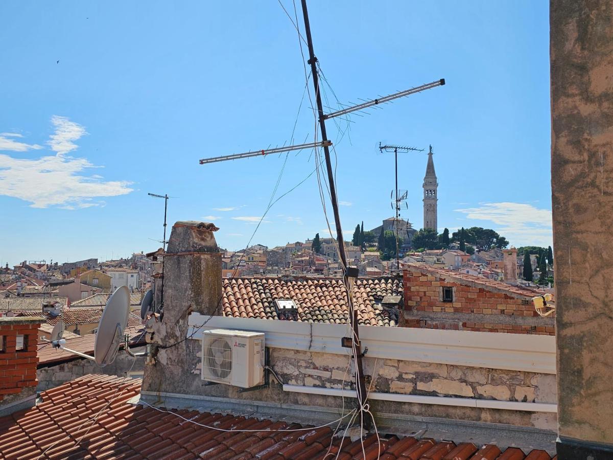 Mare Fuori With Terrace Appartement Rovinj